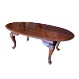 Oval Wood Coffee Table with Queen Anne Legs