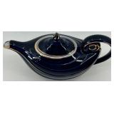 Vintage Hall Aladdin 6-Cup Teapot in Blue with Gold Trim