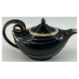 Vintage Hall Aladdin 6-Cup Teapot in Black with Gold Trim