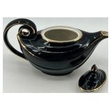 Vintage Hall Aladdin 6-Cup Teapot in Black with Gold Trim