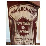 Vintage Wy-Tab-O-Lator Wood Feed Box from Fort Dodge IA