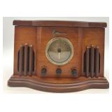 Emerson NR513A Vintage-Style CD Player and AM/FM Radio