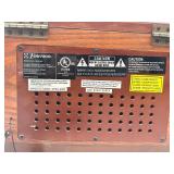 Emerson NR513A Vintage-Style CD Player and AM/FM Radio