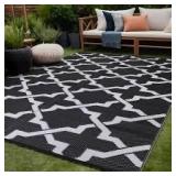Beverly Rug Lightweight Geometric Black/White 6 ft. x 9 ft. Reversible Plastic Indoor/Outdoor Area Rug Customer Returns See Pictures