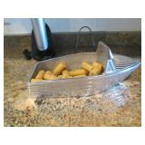 Heavy metal Boat themed dish with s... Heavy metal Boat themed dish with s...