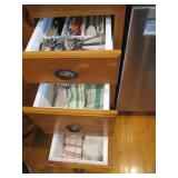 Mixing spoons,spatulas, food scrape... Mixing spoons,spatulas, food scrape...