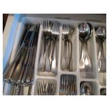Large flatware set in divided Silve... Large flatware set in divided Silve...