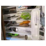 Content of (3) drawers to include f... Content of (3) drawers to include f...