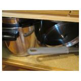 Quality frying and sauce pan assort... Quality frying and sauce pan assort...