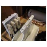 Content of cabinet lower to include... Content of cabinet lower to include...