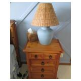 Pair of sturdy wood matching 4-draw... Pair of sturdy wood matching 4-draw...
