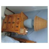 Pair of sturdy wood matching 4-draw... Pair of sturdy wood matching 4-draw...