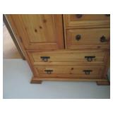 Well made rustic style wardrobe Arm... Well made rustic style wardrobe Arm...