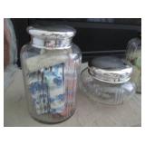 Lot of assorted size ornamental lid... Lot of assorted size ornamental lid...