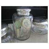 Lot of assorted size ornamental lid... Lot of assorted size ornamental lid...