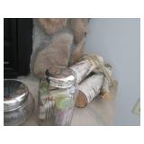 Lot of assorted size ornamental lid... Lot of assorted size ornamental lid...