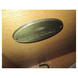 Stunning and sturdy 4pc Rustic styl... Stunning and sturdy 4pc Rustic styl...