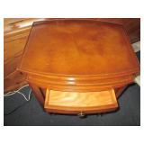 Vintage Wood 3pc nesting table set... Vintage Wood 3pc nesting table set...