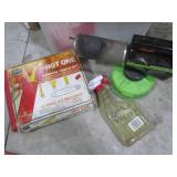 Non-covered tote containing a Propa... Non-covered tote containing a Propa...