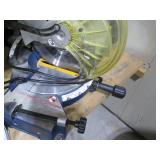 Ryobi dual beveling Miter saw... Ryobi dual beveling Miter saw...