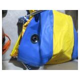 Content of shelf including large in... Content of shelf including large in...