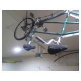 Crestline 2 seat bicycle... Crestline 2 seat bicycle...