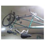 Crestline 2 seat bicycle... Crestline 2 seat bicycle...