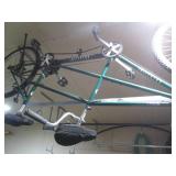 Crestline 2 seat bicycle... Crestline 2 seat bicycle...