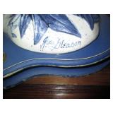 Ceramic painted rooster themed lamp... Ceramic painted rooster themed lamp...