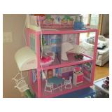 Large vintage Barbie Luxury Penthou... Large vintage Barbie Luxury Penthou...