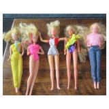 Vintage Barbie doll variety... Vintage Barbie doll variety...