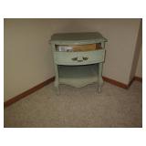 Vintage Shabby Chic style single dr... Vintage Shabby Chic style single dr...