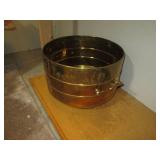 18in round Decorative brass tone pl... 18in round Decorative brass tone pl...