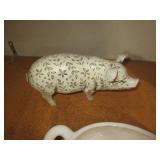 Assortment of ceramic pig figurines... Assortment of ceramic pig figurines...