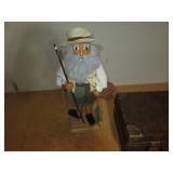 Vintage Wood suitcase style ornamen... Vintage Wood suitcase style ornamen...