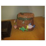 Vintage Wood suitcase style ornamen... Vintage Wood suitcase style ornamen...