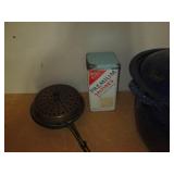 Large Enamelware stock pot, vintage... Large Enamelware stock pot, vintage...