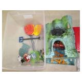 (2) Covered totes containing Vintag... (2) Covered totes containing Vintag...