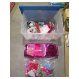 Covered tote containing a vintage B... Covered tote containing a vintage B...