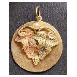 Antique 14k Gold Pendant with Leaf Design and Pearl Accent 8.6g