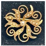 Vintage 10k Gold Scrolling Brooch with Seed Pearls - 1.6g