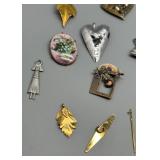 Large Collection of Vintage Brooches, Pins, Pendants and Charms