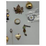 Large Collection of Vintage Brooches, Pins, Pendants and Charms