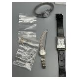 Set of 7 Mixed Women