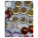Large Collection of Assorted Vintage Buttons Bakelite, Lucite, Plastic & On Cardstock Many Unique