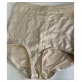 Vintage Set of 4 FLEXEES High-Waisted Shapewear Girdle Briefs in Nude Tones size XL
