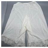 Vintage Olga First Lady of Under-Fashions Nylon Pettipants Slip M Made in USA