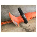 Black & Decker® 24" Hedge Trimmer HH2455 Black & Decker® 24" Hedge Trimmer HH2455