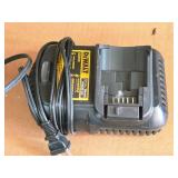 DeWalt® 12V Max / 20V Max Lithium Ion Battery Charger DCB101 DeWalt® 12V Max / 20V Max Lithium Ion Battery Charger DCB101