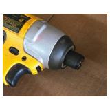 DeWalt® 18V 1/4" Cordless Impact Driver DCF826 DeWalt® 18V 1/4" Cordless Impact Driver DCF826